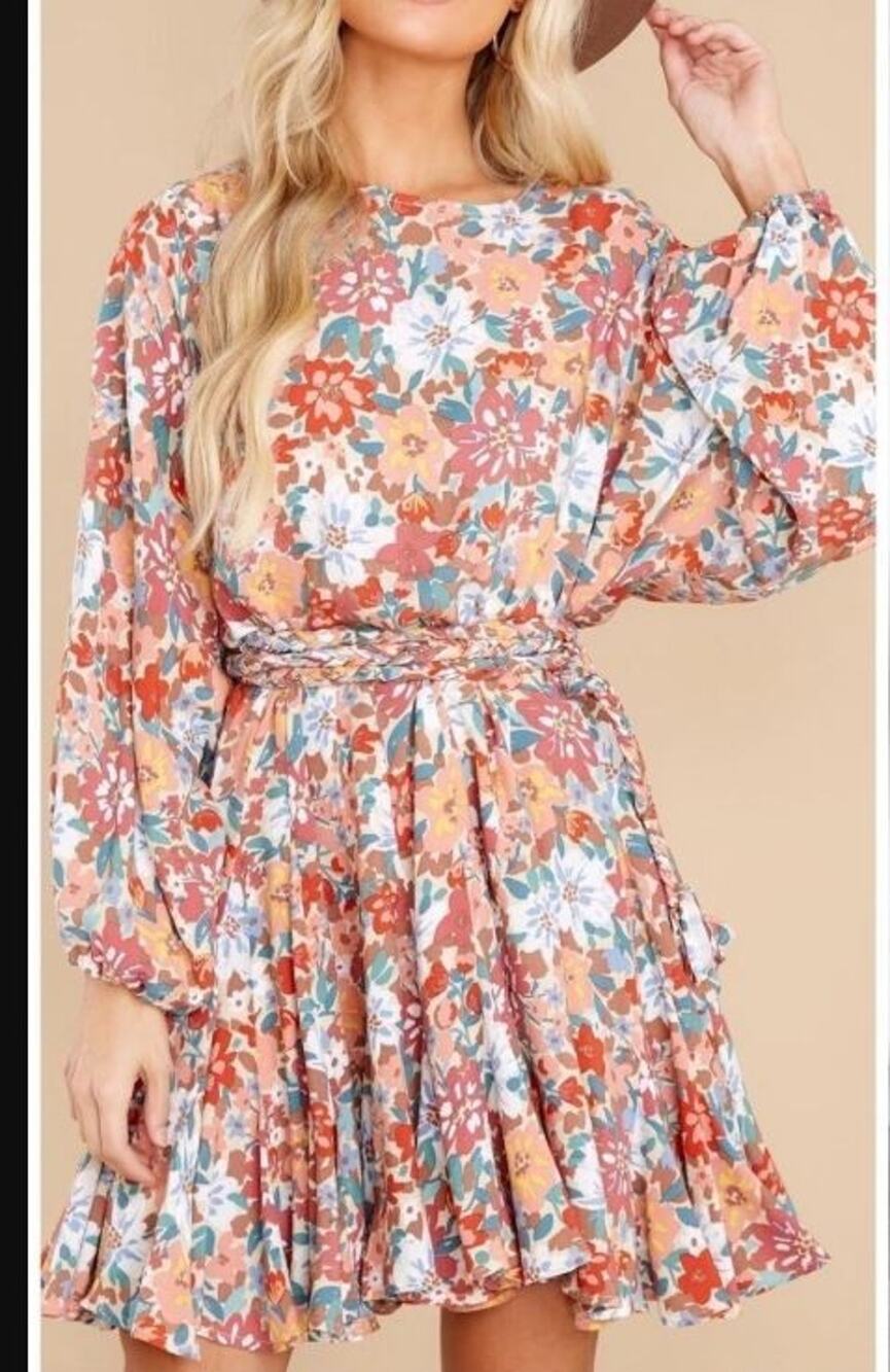 STUNNING STORIA BOHO FLORAL SWING DRESS Size Medium *NO BELT*